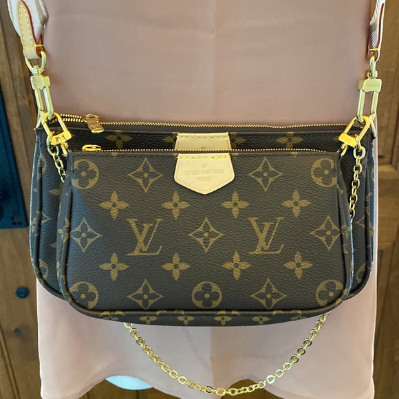 Louis Vuitton Multi Pochette Accessoires - Picture 7 of 11